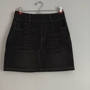 HALARA Black Stretch Denim Skirt, size Small, NWT